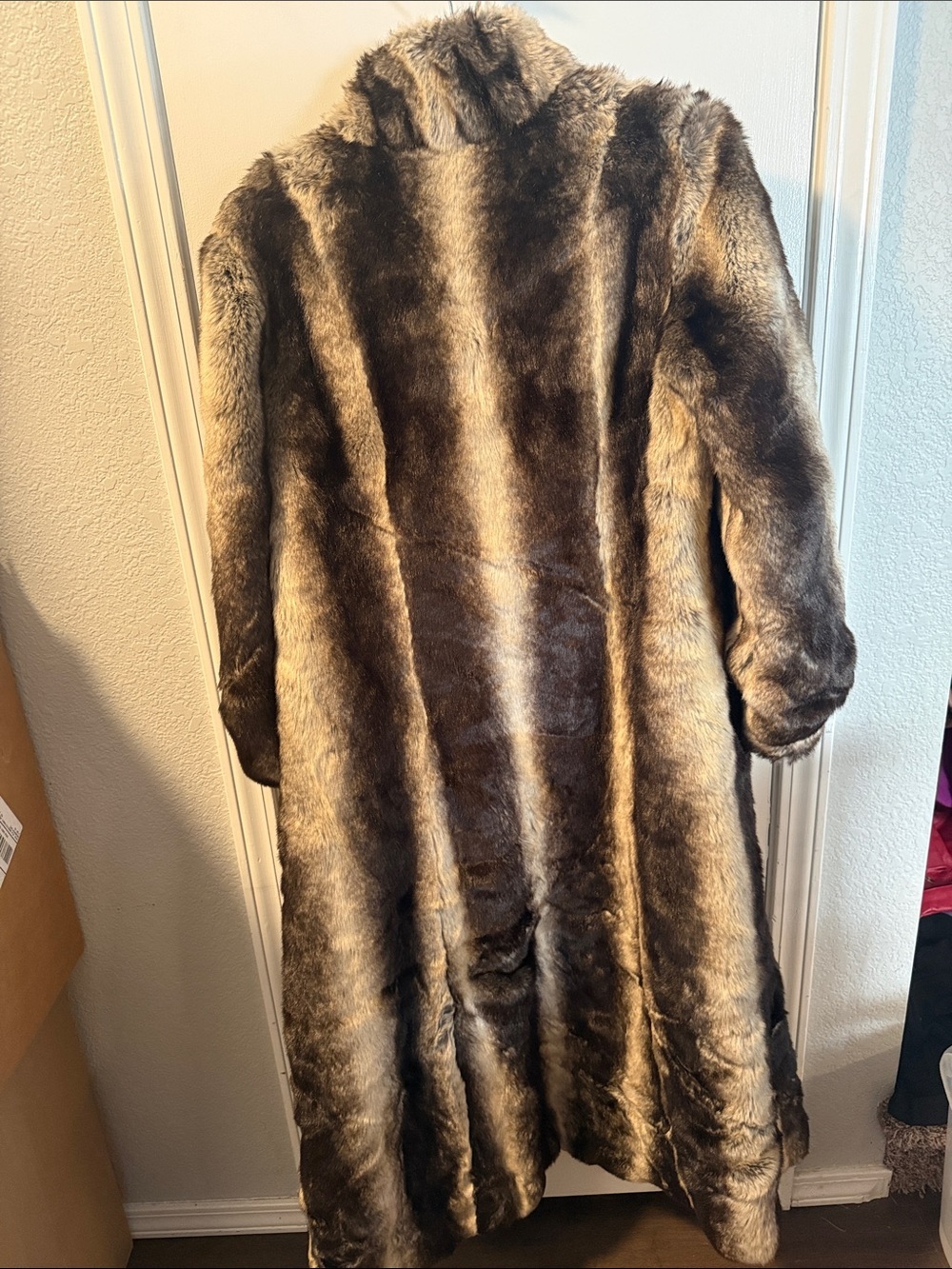 Pamela McCoy Brown Plush Faux Fur Long Coat - Picture 6 of 6